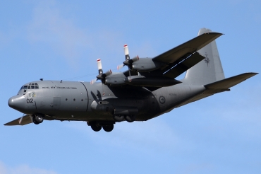 NZ7002 (382-4053) Lockheed C-130H Hercules