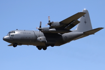 NZ7004 (382-4312) Lockheed C-130H Hercules