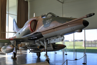 NZ6207 (14090) 1970 Douglas A-4K Skyhawk