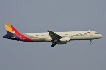 HL7711, (cn 1636), Airbus A321-231