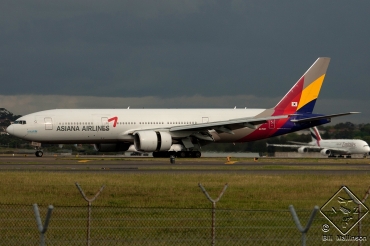 HL7597 (cn 28686) Boeing 777-28EER