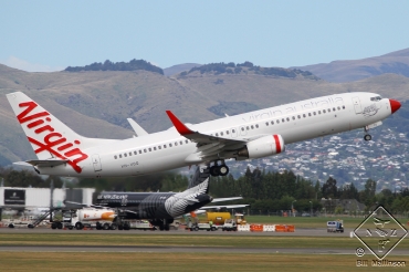 VH-VOQ (33798) 2003 Boeing 737-8FE WL