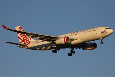 VH-XFJ (1561) 2014 Airbus A330-243