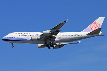 B-18210 (033734) Boeing 747-409