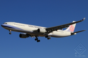 B-18360, (cn 1450), Airbus A330-302