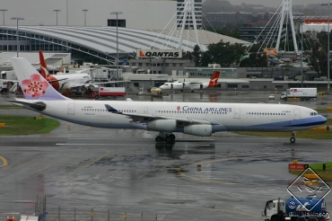 B-18803 (411) 2001 Airbus A340-313