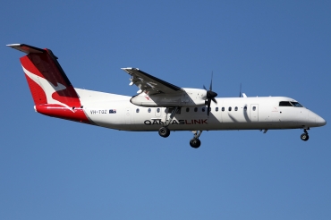 VH-TQZ (555) Bombardier Dash 8 Q315