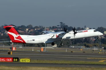 VH-LQD (4371) 2011 Bombardier Dash 8-Q402