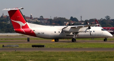 VH-TQE (596) Bombardier Dash 8 Q315