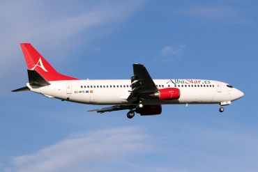 EC-MFS (cn 25178) Boeing 737-4Y0