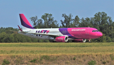 HA-LYL (6489) 2015 Airbus A320-232(WL)