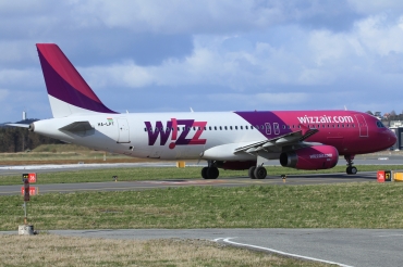 HA-LPT (3807) 2009 Airbus A320-232