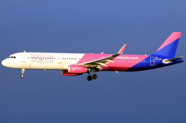 HA-LXJ (7316) 2016 Airbus A321-231(WL)