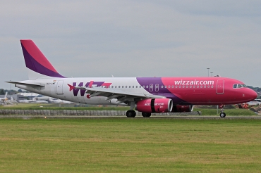HA-LWE (4372) 2010 Airbus A320-232