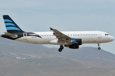 LY-ONL, (cn 4489), Airbus A320-214