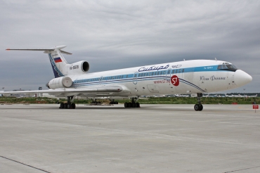 RA-85619 (cn 86A-738) Tupolev Tu-154M