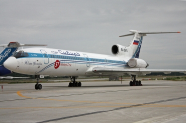 RA-85619 (cn 86A-738) Tupolev Tu-154M