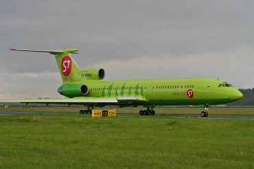 RA-85652 (cn 88A-794) Tupolev Tu-154M