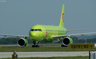 VQ-BDF (3880) 2009 Airbus A320-214