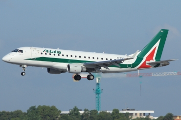EI-RDD, (cn 17000334), Embraer 170-200STD