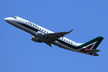 EI-RDB (17000331) Embraer 170-200LR
