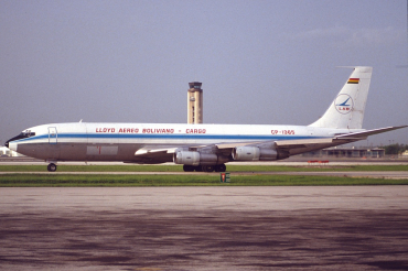 CP-1365 (18692) 1963 Boeing 707-323C