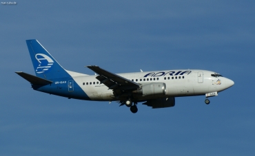 UR-GAS (cn 25236) Boeing 737-528