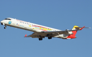 EC-LJS (cn 19003) Bombardier CRJ-1000