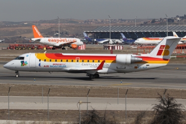 EC-ILF (cn 7746) Bombardier CRJ200ER