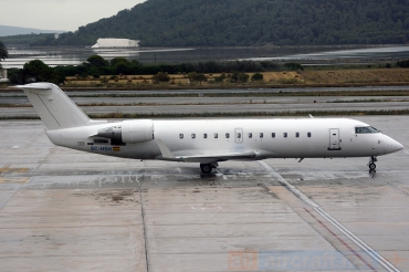 EC-HSH (7466) 2000 Bombardier CRJ200ER