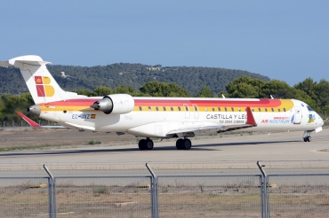 EC-JXZ (cn 15087) Bombardier CRJ900ER