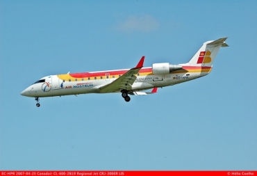 EC-HPR (7430) 2000 Bombardier CRJ200ER