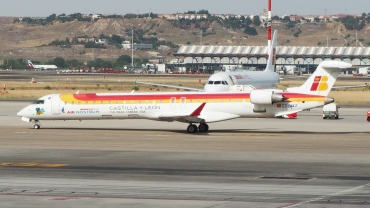 EC-JXZ (cn 15087) Bombardier CRJ900ER