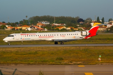 EC-LJX (cn 19008) Bombardier CRJ-1000