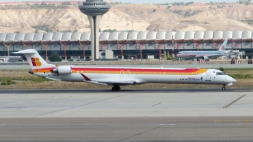 EC-LOJ (cn 19018) Bombardier CRJ-1000