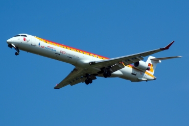 EC-LPN (cn 19022) Bombardier CRJ-1000