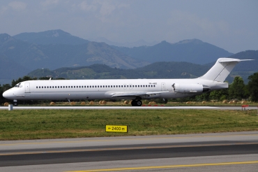 YR-HBD (49808) 1991 McDonnell Douglas MD-83