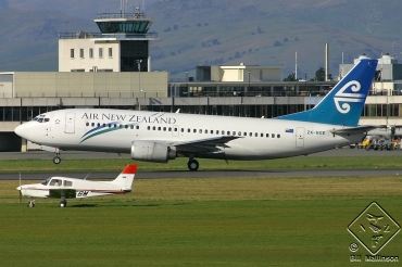 ZK-NGE (cn 28733) Boeing 737-3U3