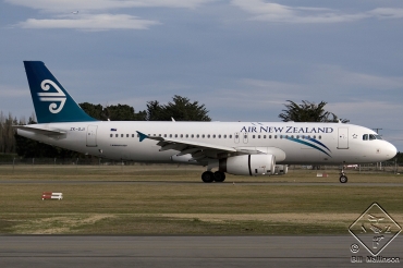 ZK-OJI, (cn 2297), Airbus A320-232