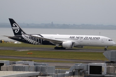 ZK-NZC (cn 41988) Boeing 787-9