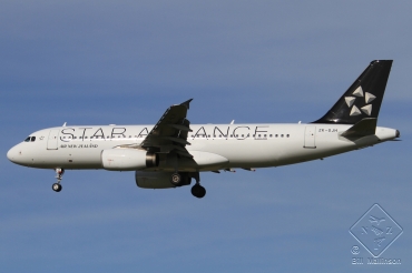 ZK-OJH (2257) 2004 Airbus A320-232