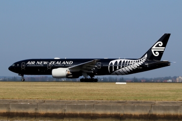ZK-OKH (cn 34379) Boeing 777-219ER