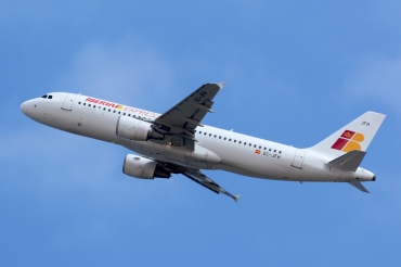 EC-JFH (2104) 2003 Airbus A320-214