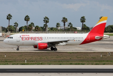 EC-JFH (2104) 2003 Airbus A320-214