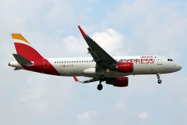 EC-LYE (5729) 2013 Airbus A320-216(WL)
