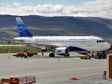 OY-RCH (2186) 2004 Airbus A319-111