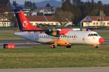 OY-JRJ ( 036 ) 1986 ATR-42-320