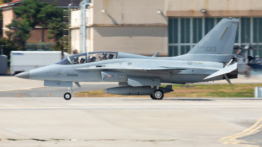 14-013 Korea Aerospace FA-50 Golden Eagle