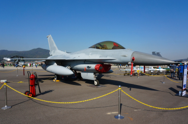 93-093 (KC-73) Samsung KF-16C Fighting Falcon