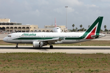 EI-IKU (1217) 2000 Airbus A320-214